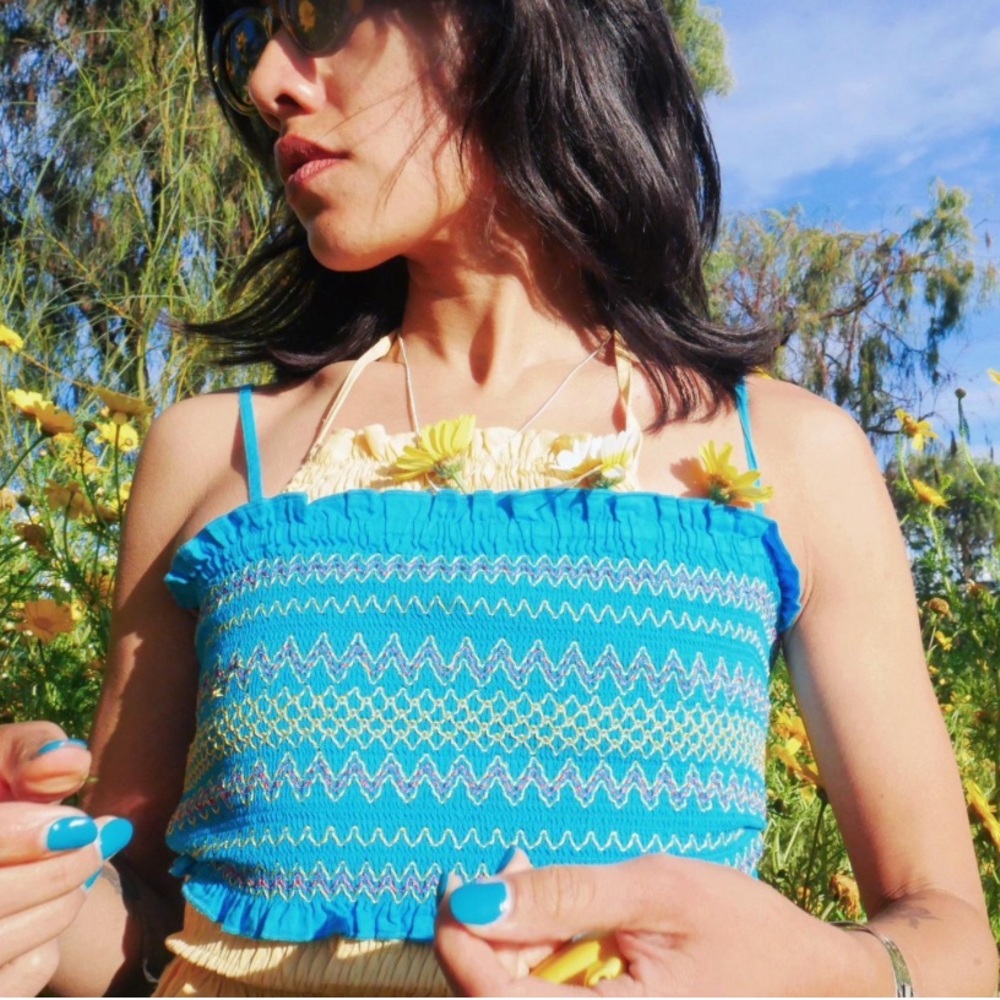 Ruched Shirred Crop Top Colorful Thread Tank Forever 21 Bright Blue Women’s Med